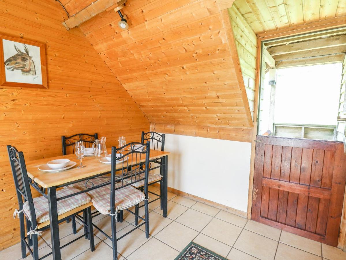 The Loft Apartment Llangunllo Ngoại thất bức ảnh